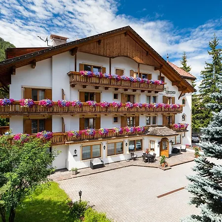 Resa Blancia Hotel San Vigilio Di Marebbe