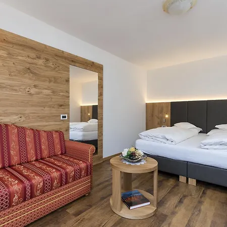 Hotel Resa Blancia San Vigilio Di Marebbe